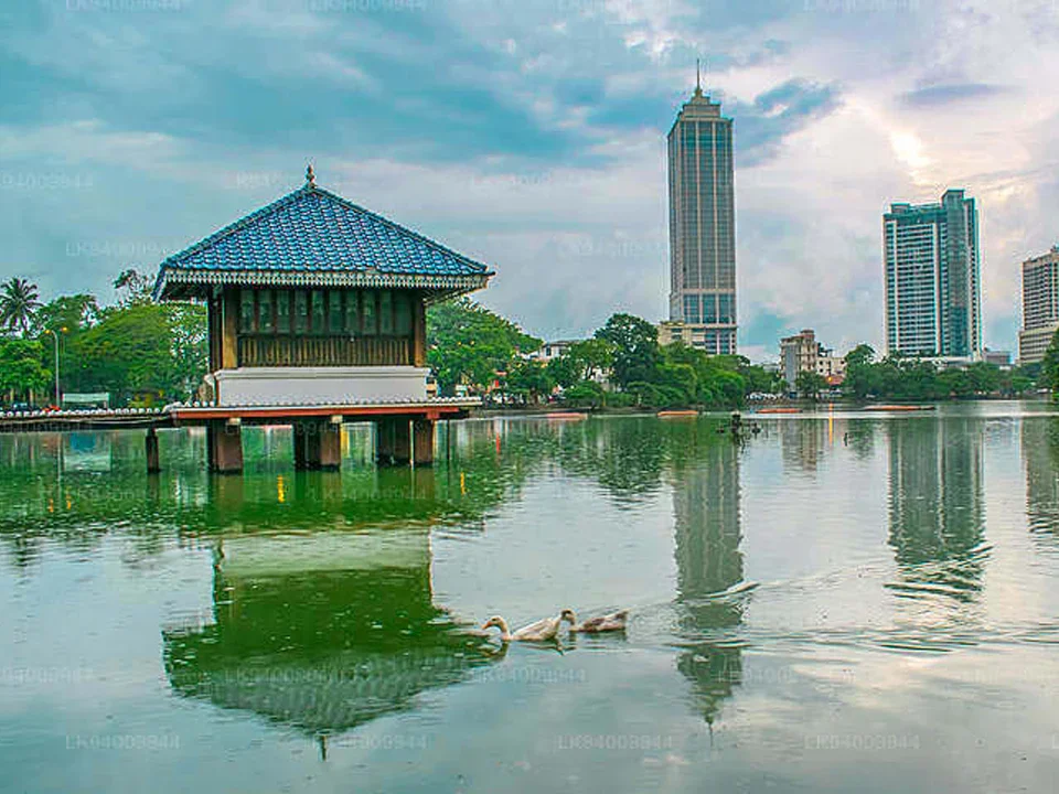 Beira Lake, Colombo
